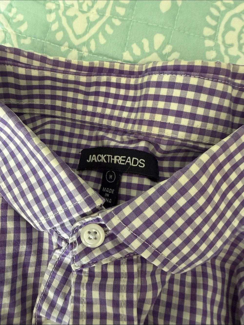 8 Men’s Longsleeve Button Down shirts